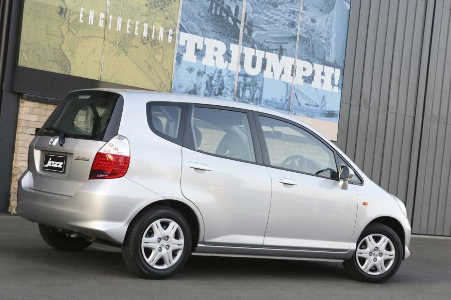  Honda Jazz 2004 года  (AU) (фото 5 из 6)